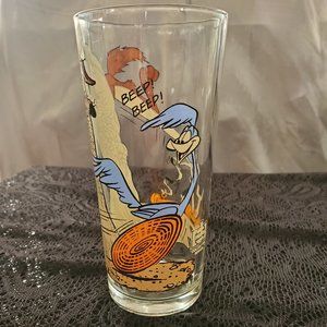 🤩3/$15! Vintage 1976 Pepsi Roadrunner collectible glass